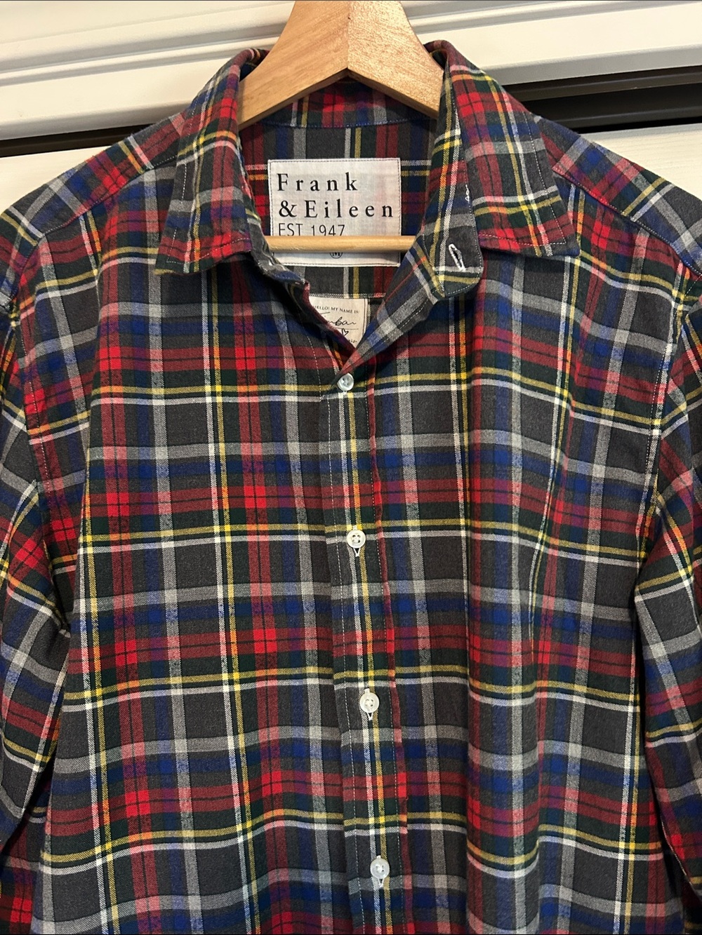 Frank & Eileen Finbar Men's Plaid Button-Down Shirt Size Medium